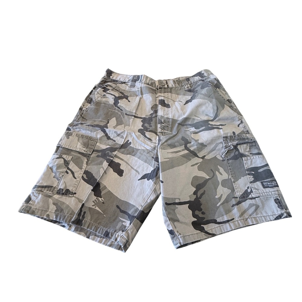 Wrangler Mens Grey Camo Cargo Shorts Loose Fit Cotton Utility 60OTH2I Size 38 NW